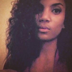 Meet your Posher, Jasmine